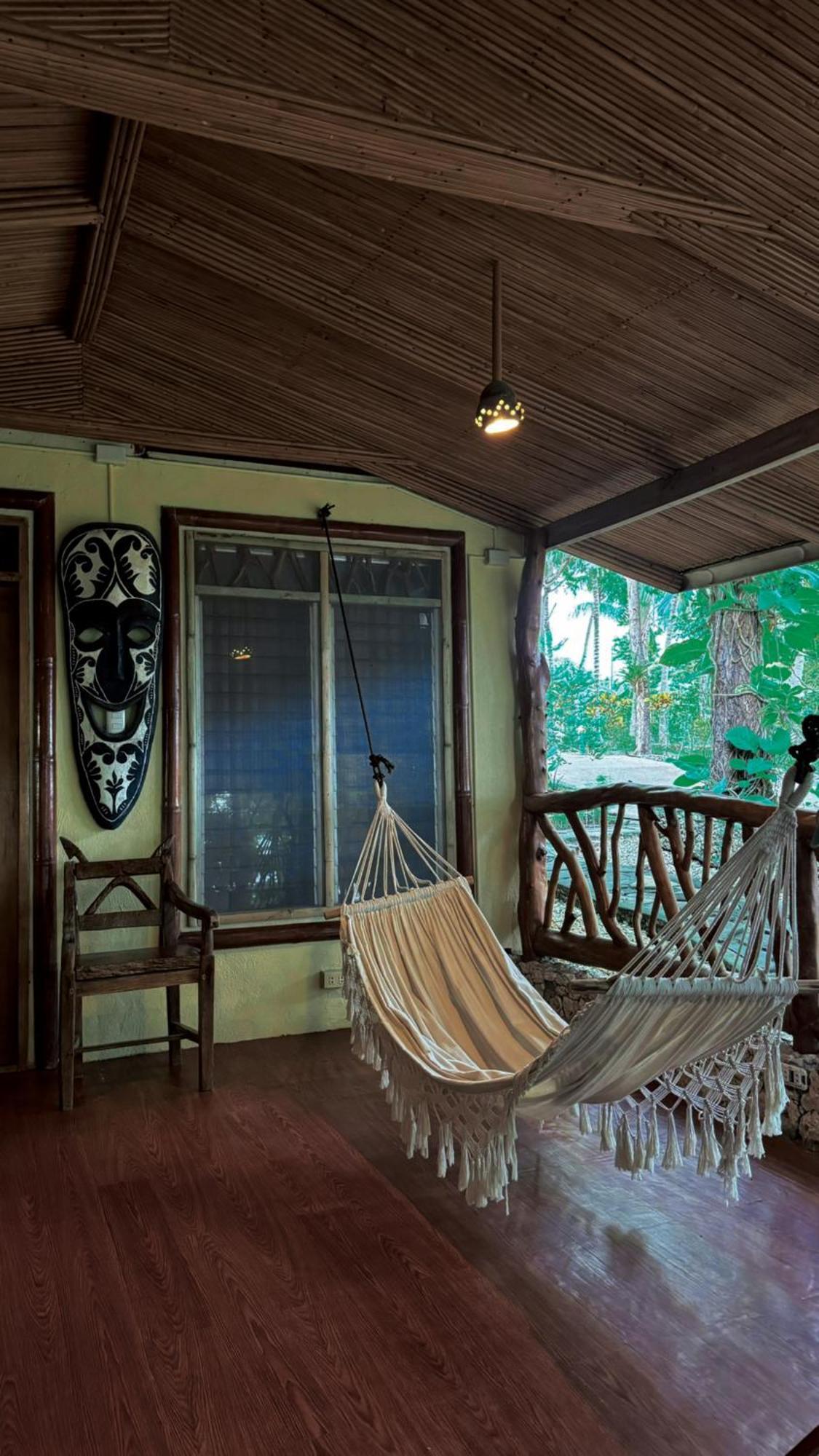 Tahanan Resort Сан-Хуан Экстерьер фото