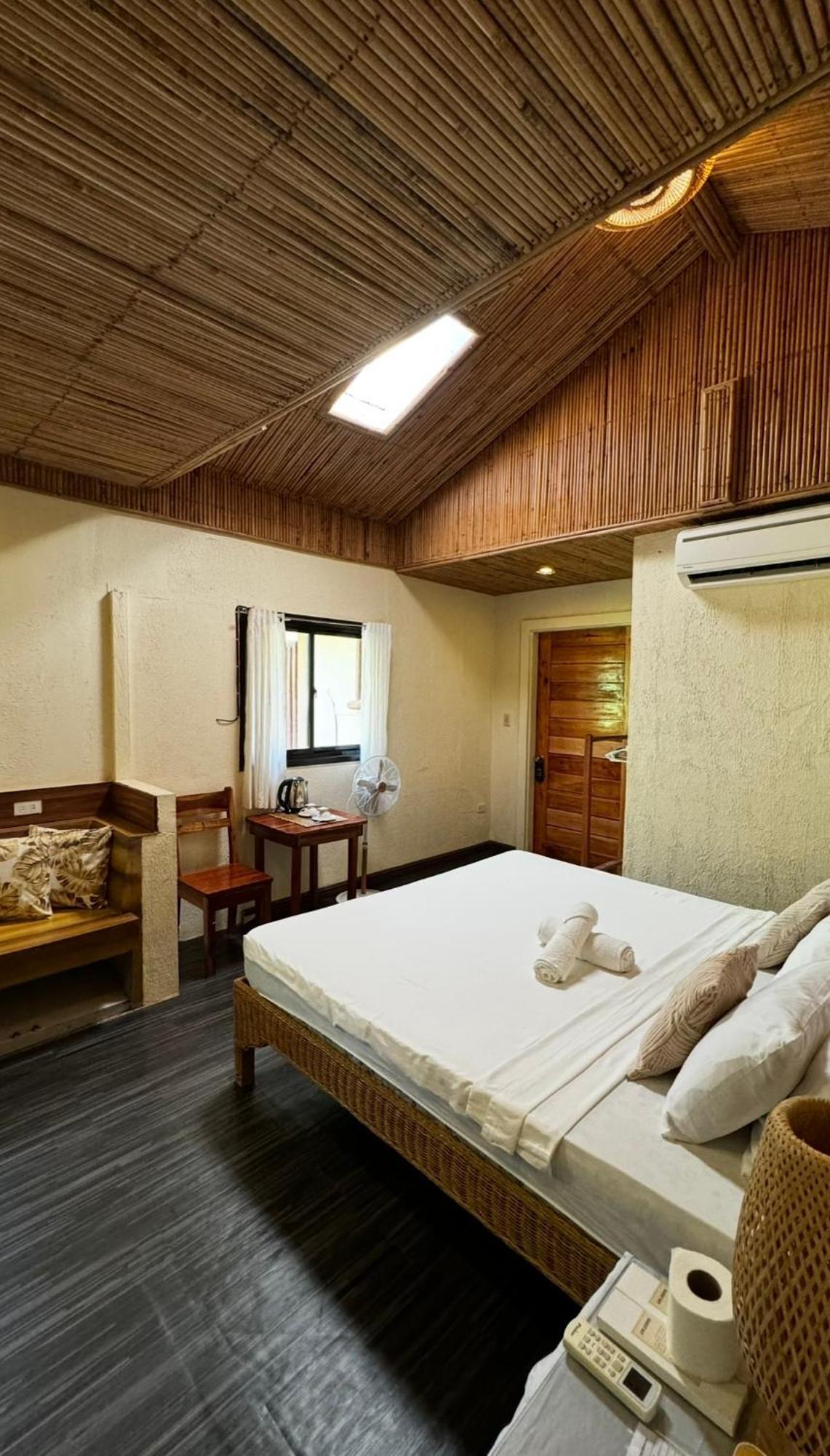 Tahanan Resort Сан-Хуан Экстерьер фото